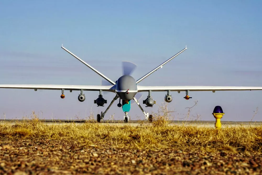 Tá poitéinseal ollmhór ag an margadh drone tionsclaíoch